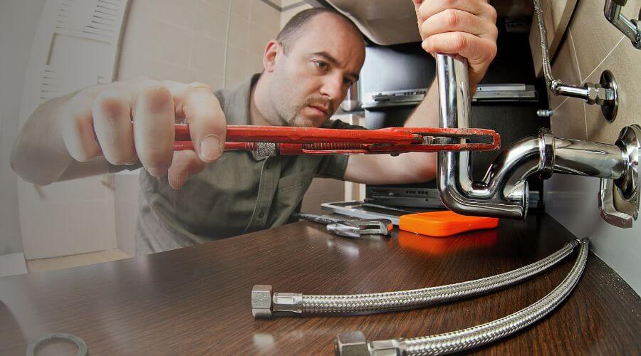Professional expert plumbing services in Parker City, IN